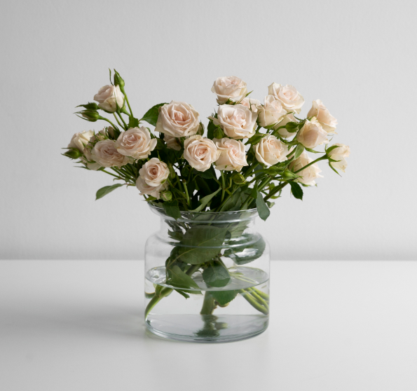 view-delicate-white-roses-bouquet-vase 1.jpg